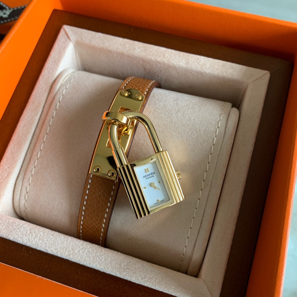 Hermes kelly watch in Epsom gold leather